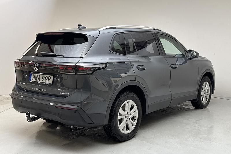Begagnad VW Tiguan 2026 Grå SUV