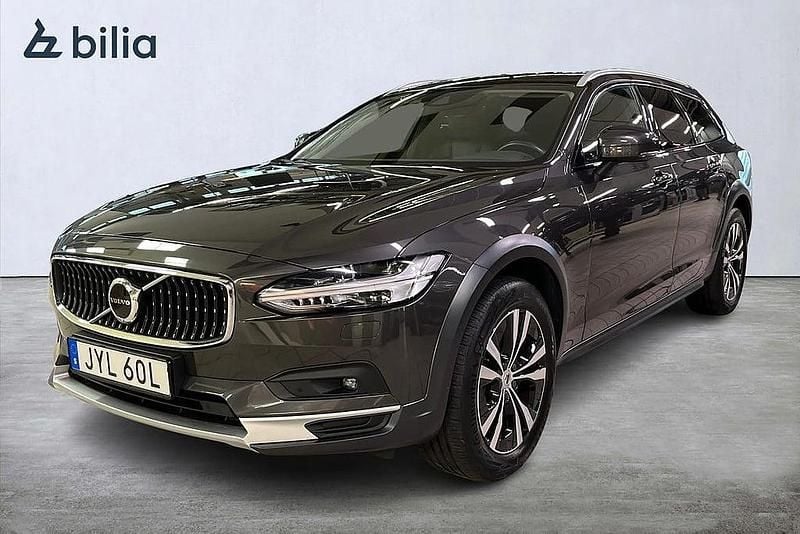 Grå Begagnad 2021 Volvo V90 CC SE Kombi | 419 900 kr (Marknadspris) - Bild 1/3