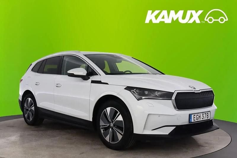 Vit Begagnad 2022 Skoda Enyaq iV SUV | 319 800 kr (Marknadspris) - Bild 1/4