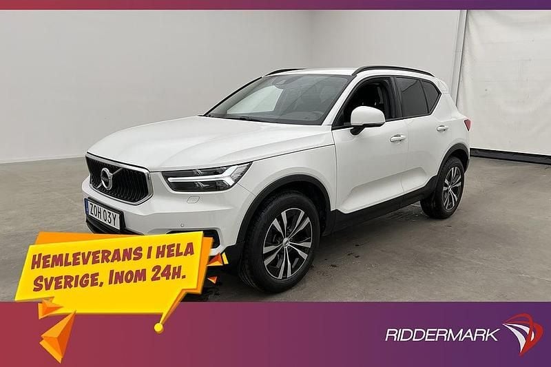 Vit Begagnad 2020 Volvo XC40 Momentum SUV | 248 900 kr (Marknadspris) - Bild 1/3