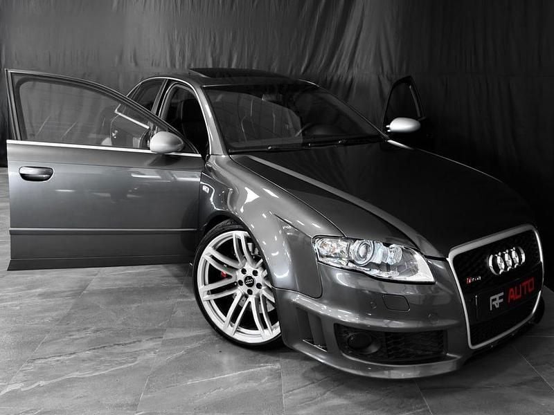 Begagnad Audi RS4 420 HK (308 kW) 2005 Grå Sedan