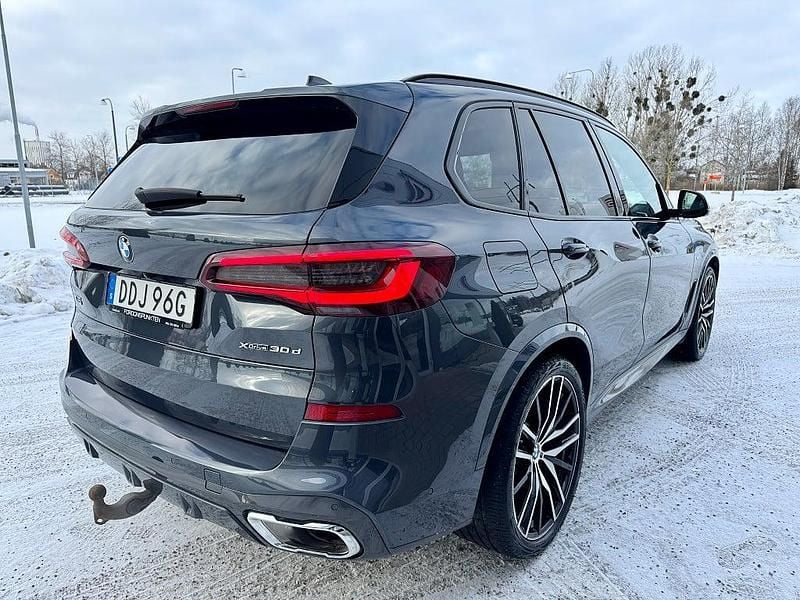 Begagnad BMW X5 M Sport 286 HK (210 kW) 2020 Arktis grå metallic SUV