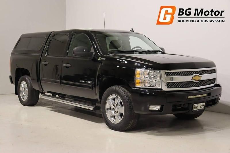 Svart Begagnad 2012 Chevrolet Silverado Pickup | 229 600 kr - Bild 1/3