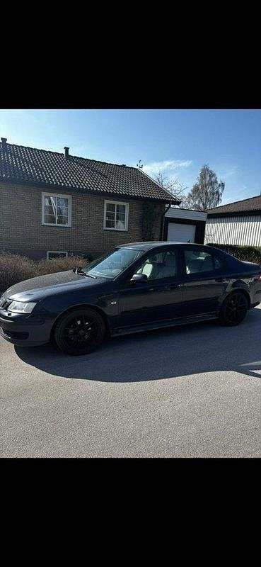 Blå Begagnad 2007 Saab 9-3 Linear Sedan | 14 000 kr (Superpris) - Bild 1/3