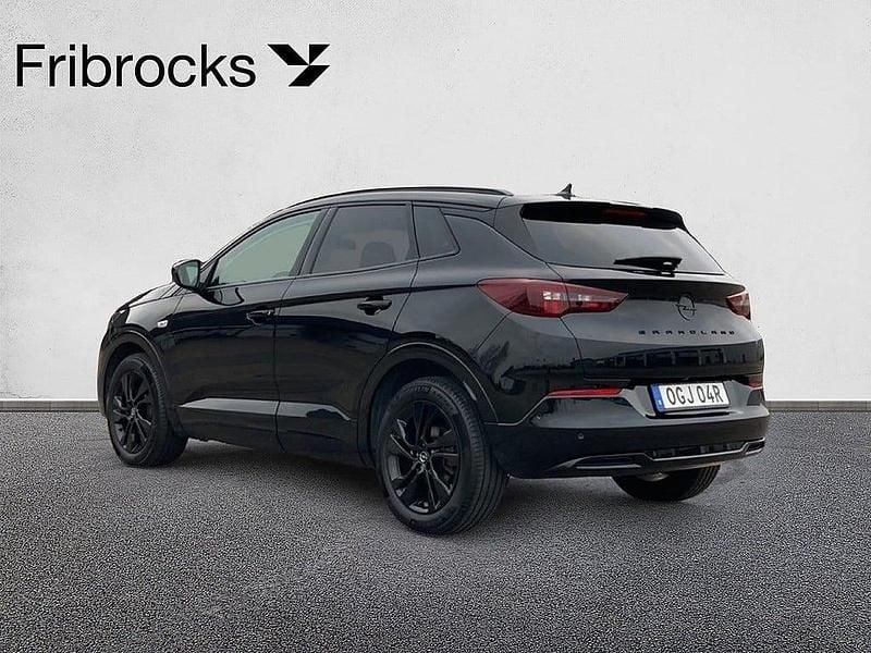 Begagnad Opel Grandland X 131 HK (96 kW) 2024 Svart SUV