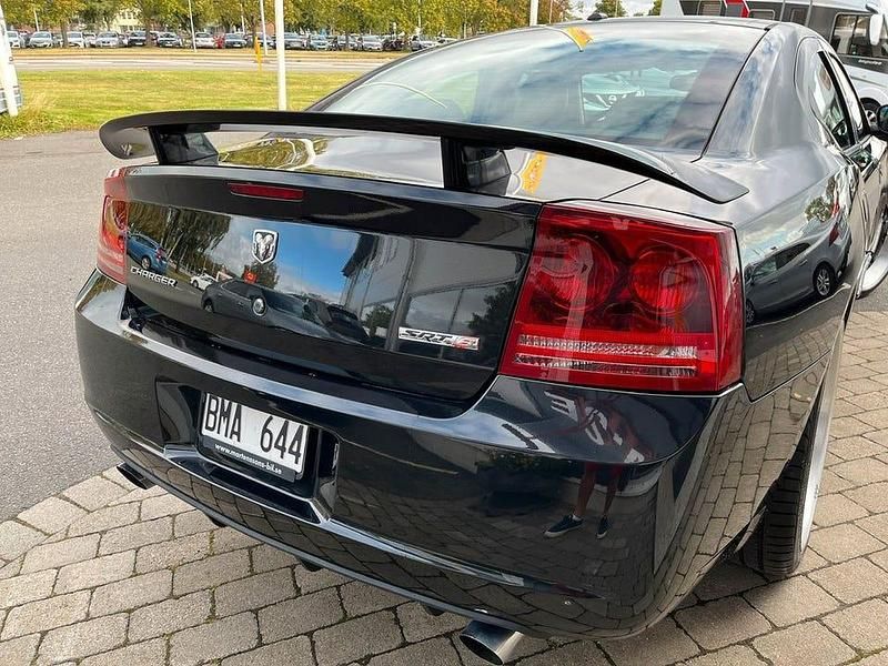 Begagnad Dodge Charger 432 HK (317 kW) 2007 Svart Sedan