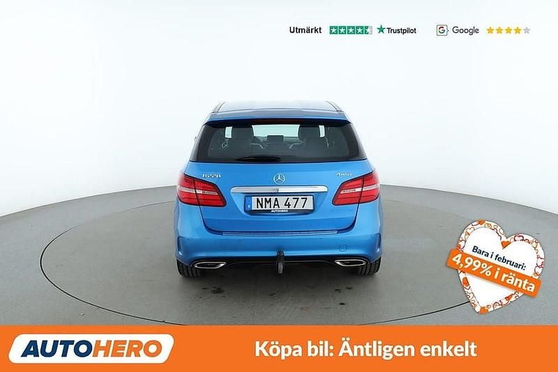 Begagnad Mercedes B220 AMG 186 HK (136 kW) 2016 Blå Minibuss
