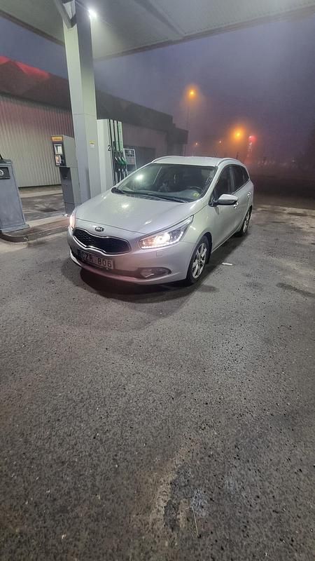 Begagnad 2013 Kia Ceed Sportswagon Kombi | 39 900 kr (Bra pris) - Bild 1/4