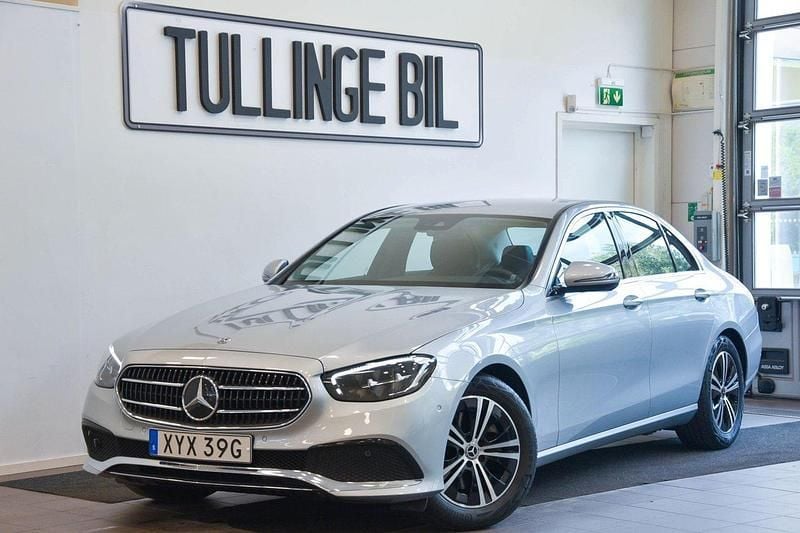 Silver Begagnad 2021 Mercedes E200 Avantgarde Sedan | 399 900 kr (Marknadspris) - Bild 1/4