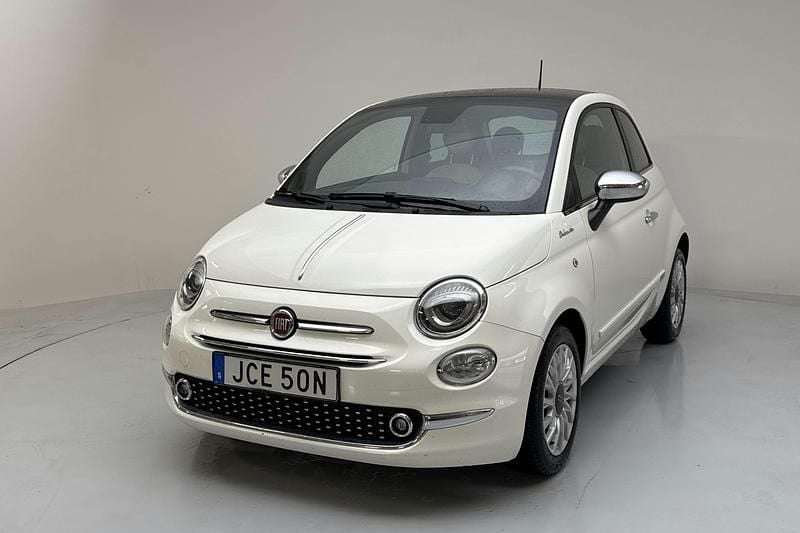 Vit Begagnad 2022 Fiat 500 Dolcevita | 139 000 kr - Bild 1/4