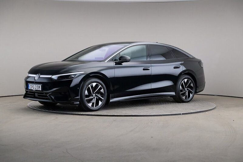 Svart Begagnad 2024 VW ID.7 Pro Sedan | 519 000 kr (Superpris) - Bild 1/4