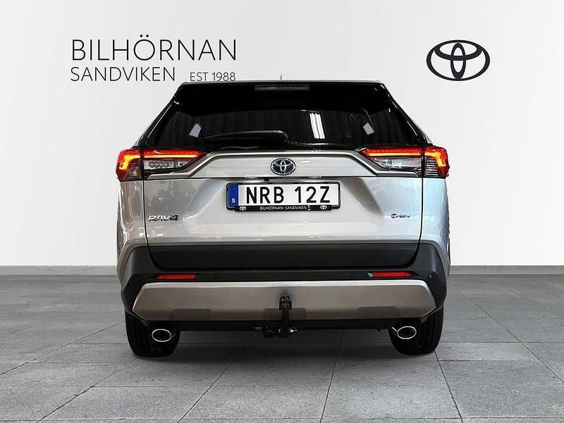 Begagnad Toyota RAV4 Hybrid Executive 224 HK (164 kW) 2025 Silver SUV