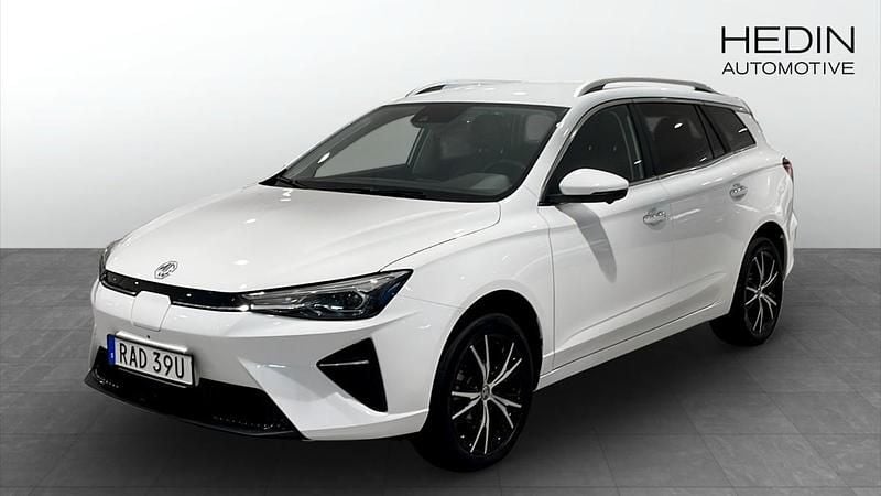 Vit (white) Begagnad 2022 MG MG5 EV Luxury Kombi | 209 900 kr - Bild 1/4