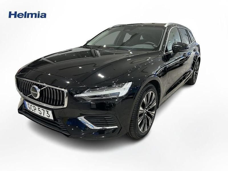 Svart Begagnad 2023 Volvo V60 Core Kombi | 389 900 kr (Marknadspris) - Bild 1/4