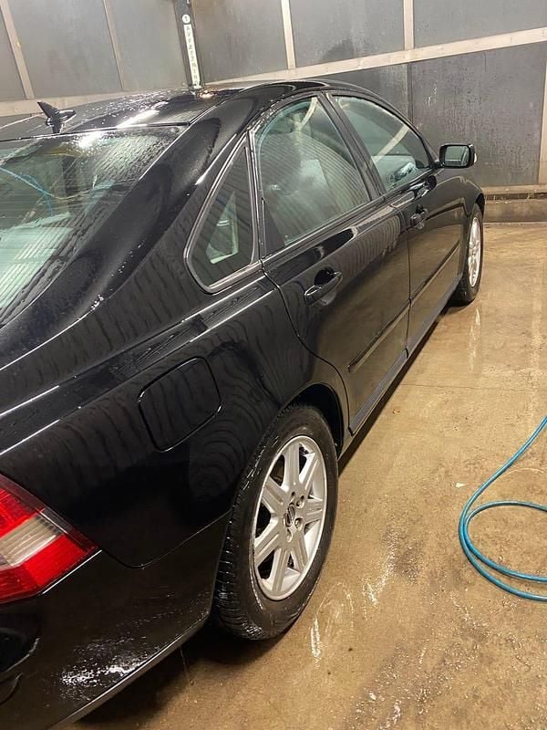 Begagnad Volvo S40 140 HK (102 kW) 2004 Sedan