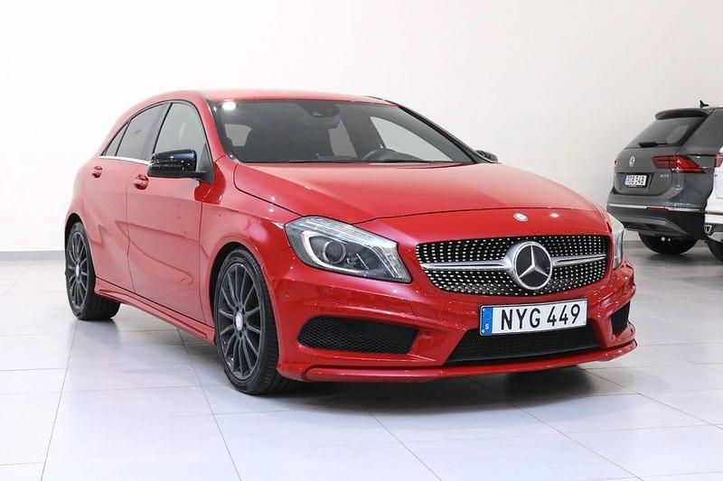 Röd Begagnad 2013 Mercedes A220 AMG line Halvkombi | 139 900 kr (Marknadspris) - Bild 1/4