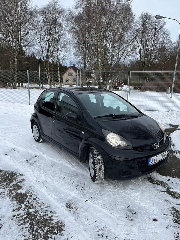 Begagnad Toyota Aygo 68 HK (50 kW) 2009 Halvkombi