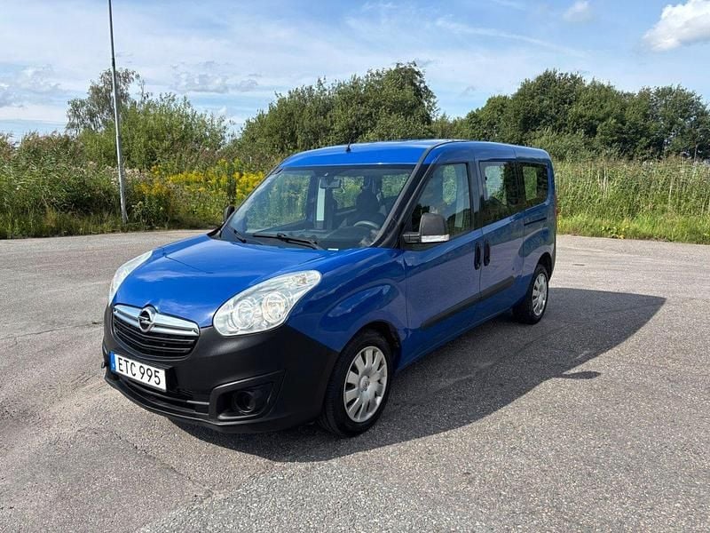 Blå Begagnad 2015 Opel Combo Minibuss | 79 900 kr (Lite dyr) - Bild 1/4