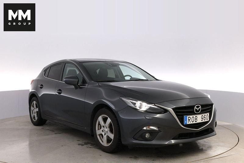 Grå Begagnad 2013 Mazda 3 Inclusive Halvkombi | 129 000 kr (Dyr) - Bild 1/4