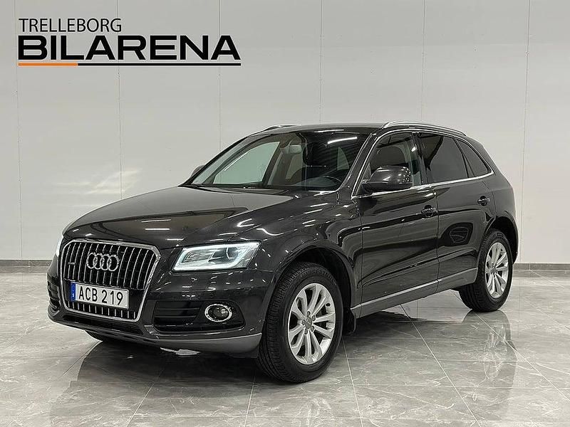 Grå Begagnad 2014 Audi Q5 Design SUV | 169 900 kr (Marknadspris) - Bild 1/4