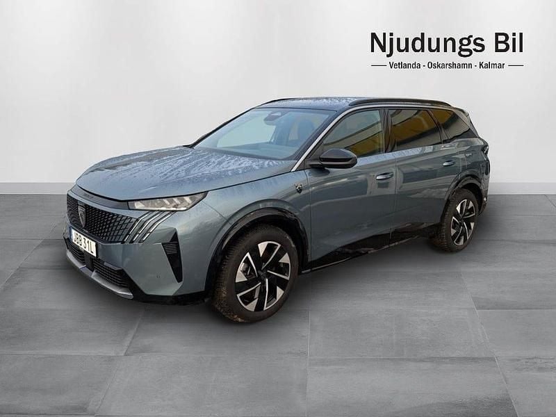 Begagnad Peugeot e-5008 GTi 157 kW (214 HK) 2024 Blå SUV
