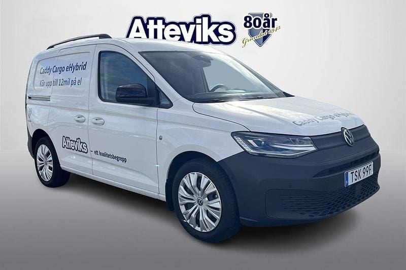 Vit Begagnad 2025 VW Caddy Minibuss | 439 900 kr - Bild 1/4