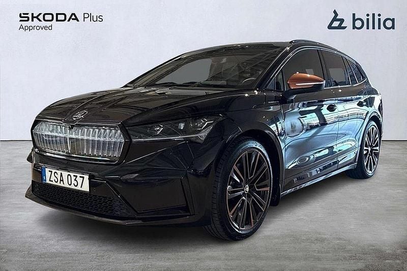 Svart Begagnad 2022 Skoda Enyaq iV SUV | 384 900 kr (Marknadspris) - Bild 1/4