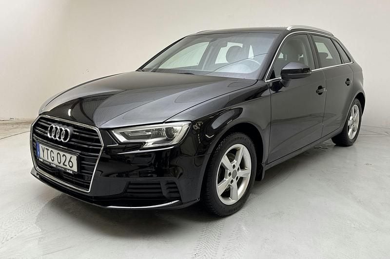 Svart Begagnad 2018 Audi A3 Proline | 154 000 kr (Bra pris) - Bild 1/4