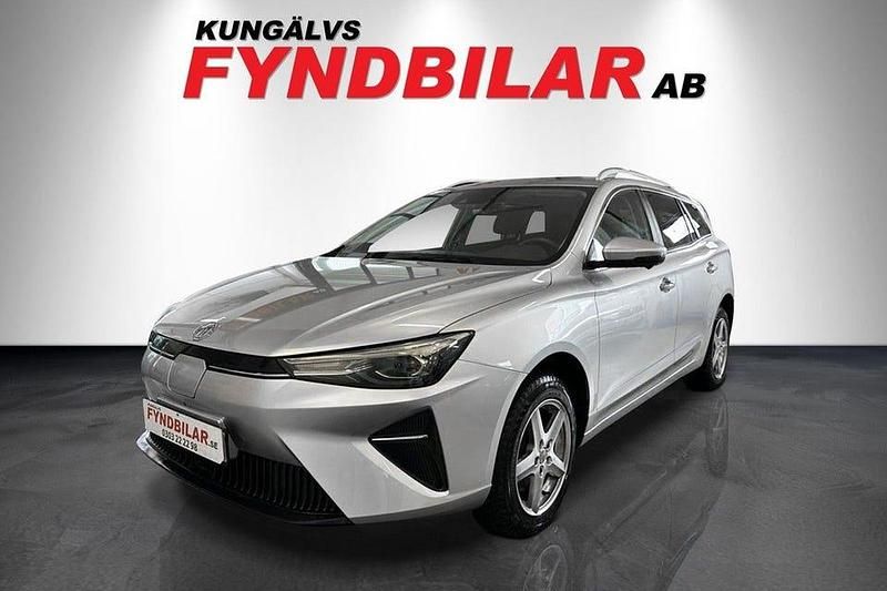Grå Begagnad 2022 MG MG5 EV Luxury Kombi | 199 900 kr (Marknadspris) - Bild 1/3