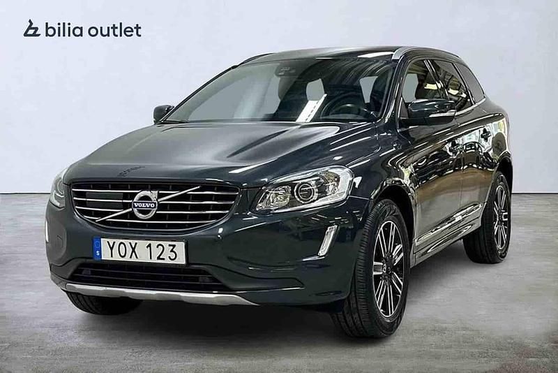 Grå Begagnad 2017 Volvo XC60 SUV | 259 900 kr - Bild 1/1