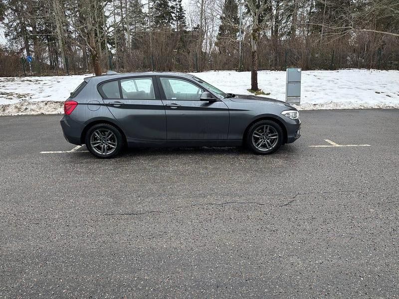Begagnad BMW 118 150 HK (110 kW) 2016 Halvkombi