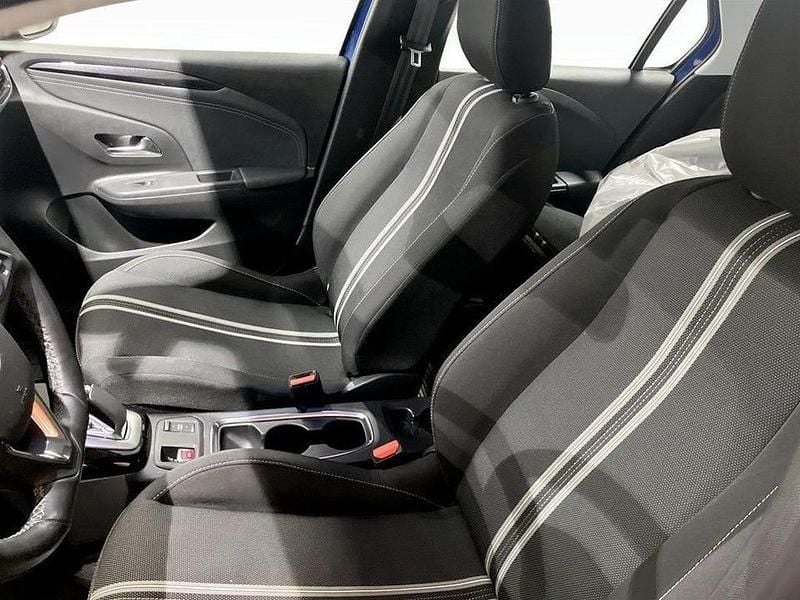 Begagnad Opel Corsa-e 100 kW (136 HK) 2022 Blå Halvkombi