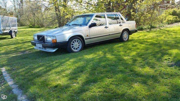 Трамблер volvo 740