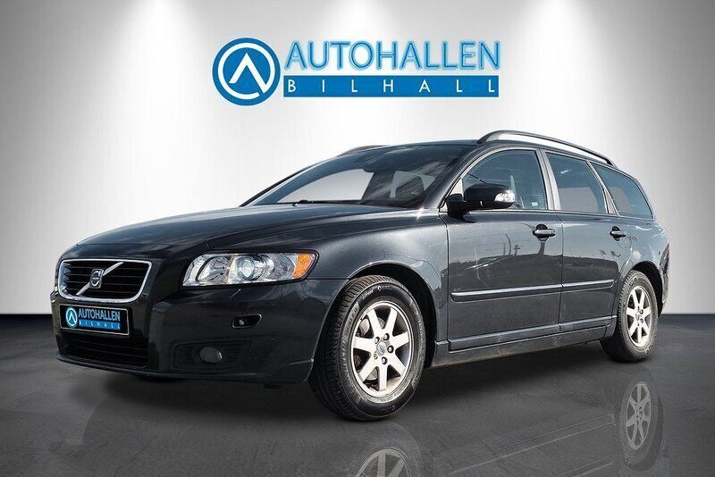 Mörkgrå Begagnad 2009 Volvo V50 Momentum Kombi | 64 200 kr (Dyr) - Bild 1/4