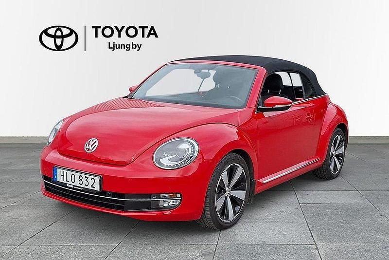 Röd Begagnad 2014 VW Beetle Cab | 229 000 kr - Bild 1/4
