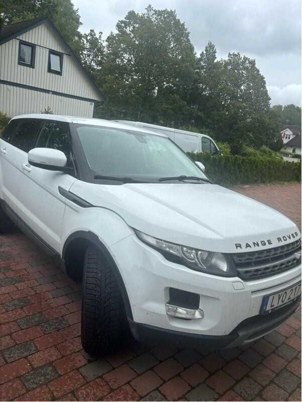 Vit Begagnad 2013 Land Rover Range Rover evoque Pure SUV | 149 000 kr (Marknadspris) - Bild 1/4