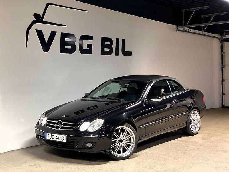Svart Begagnad 2006 Mercedes CLK320 Avantgarde Cab | 134 900 kr - Bild 1/4