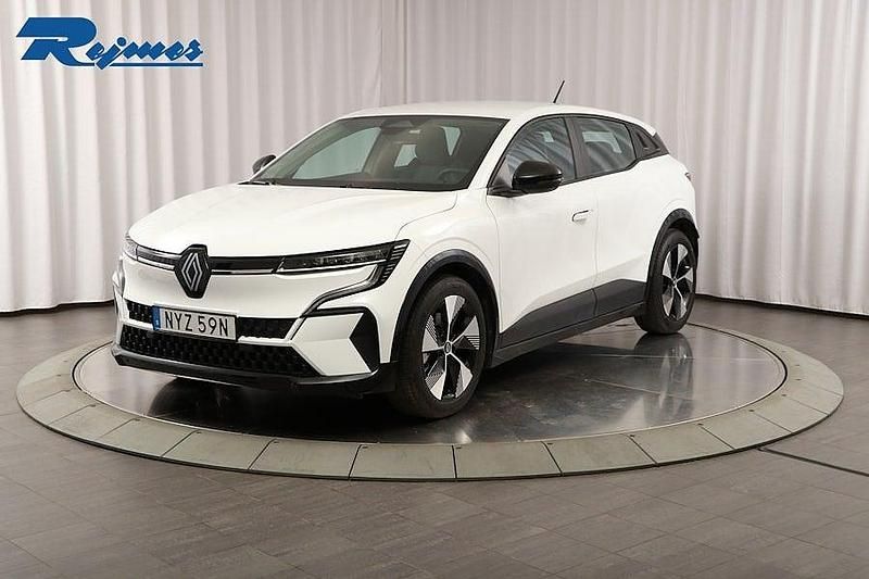 Vit Begagnad 2022 Renault Mégane Equilibre Kombi | 279 900 kr (Marknadspris) - Bild 1/4