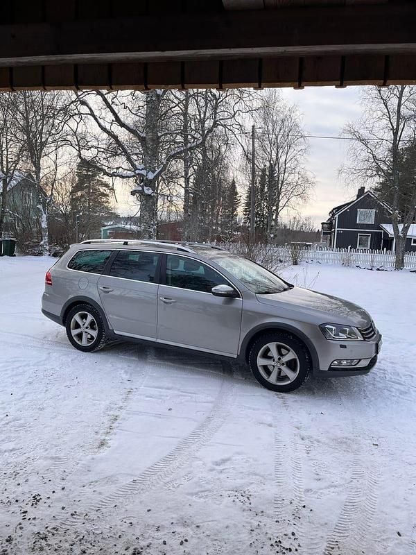 Begagnad VW Passat Alltrack 177 HK (130 kW) 2014 Kombi