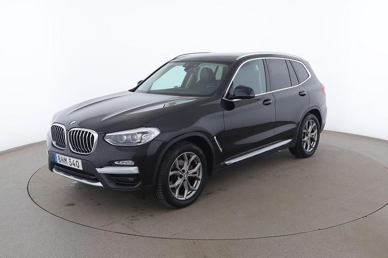 Svart Begagnad 2018 BMW X3 xLine SUV | 292 000 kr (Marknadspris) - Bild 1/3