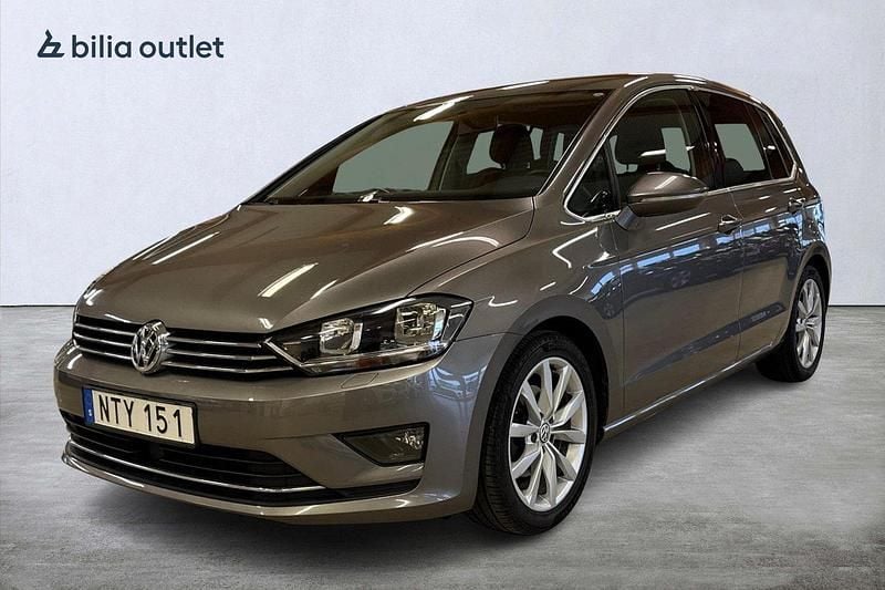 Grå Begagnad 2015 VW Golf VII Halvkombi | 114 900 kr (Bra pris) - Bild 1/3