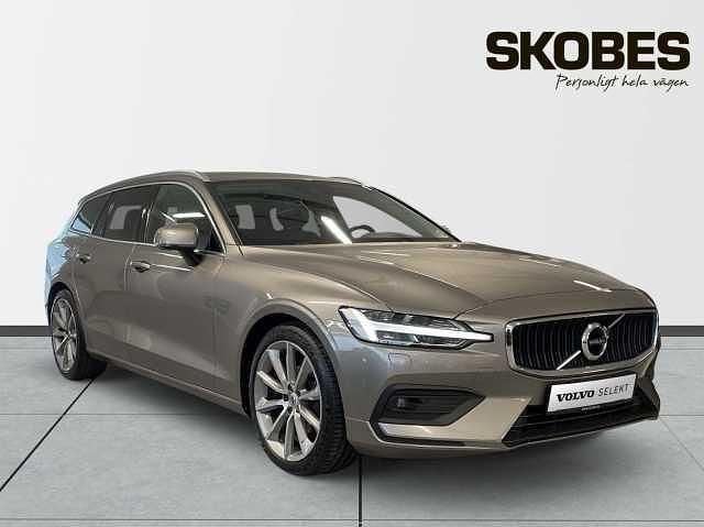 Grå Begagnad 2020 Volvo V60 Momentum Kombi | 279 300 kr (Bra pris) - Bild 1/3