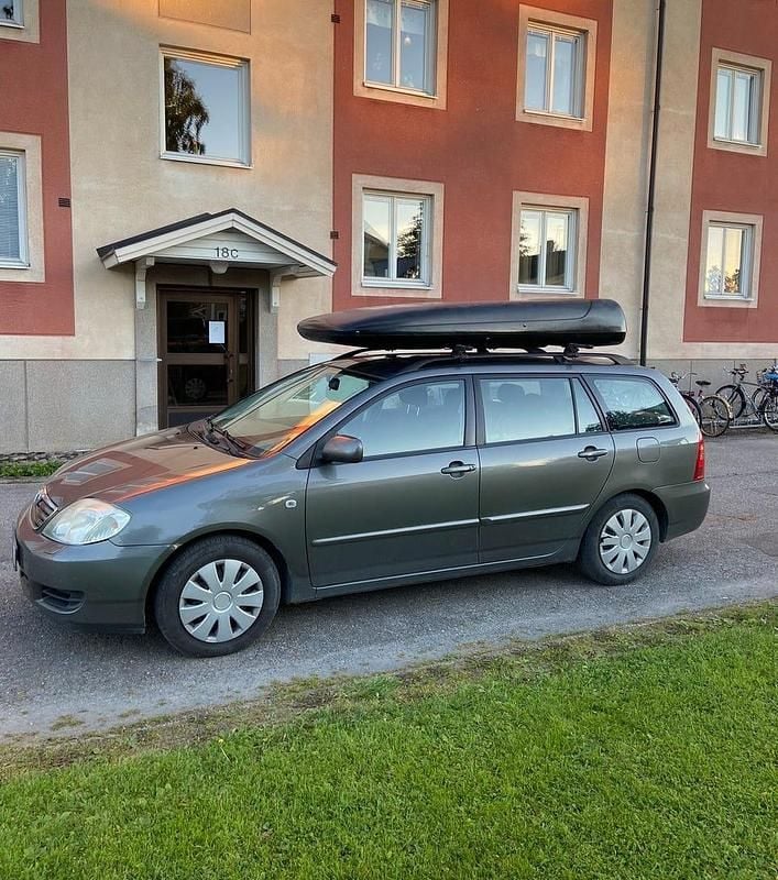 Begagnad 2007 Toyota Corolla Kombi | 36 000 kr (Marknadspris) - Bild 1/4
