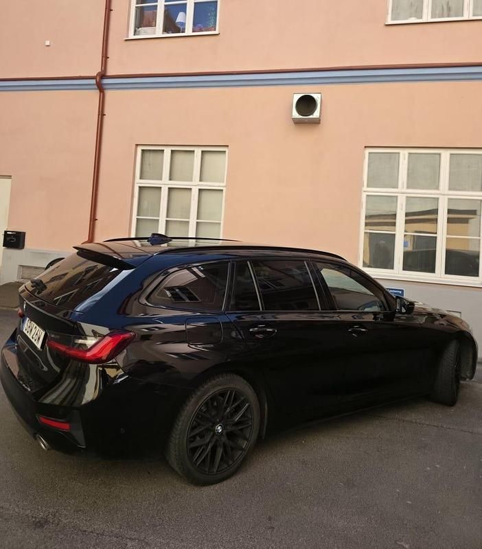 Begagnad BMW 320 190 HK (139 kW) 2021 Kombi