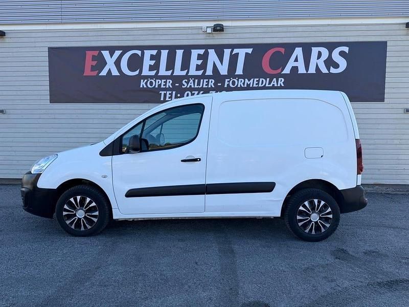 Begagnad Citroën Berlingo 75 HK (55 kW) 2016 Vit Minibuss