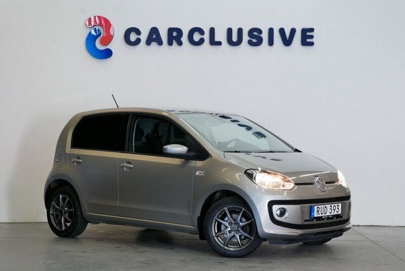 Silver Begagnad 2015 VW up! Highline Halvkombi | 59 900 kr - Bild 1/1