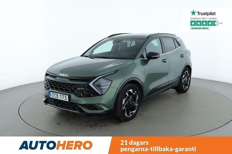 Grön Begagnad 2023 Kia Sportage 3 SUV | 405 000 kr (Marknadspris) - Bild 1/4