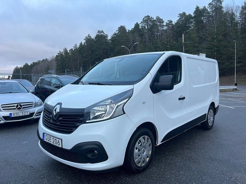 Vit Begagnad 2019 Renault Trafic Van | 129 900 kr - Bild 1/4