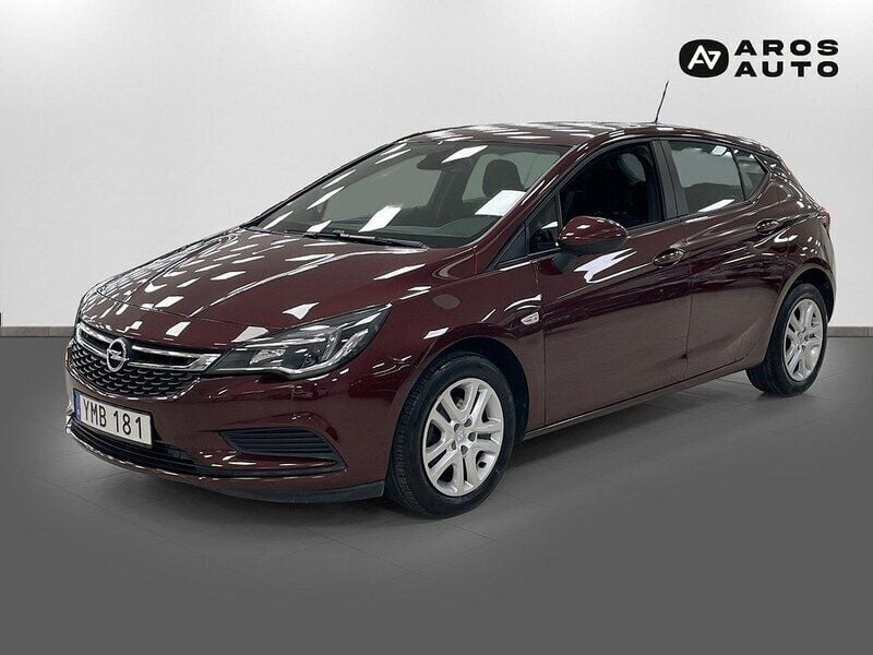Röd Begagnad 2018 Opel Astra Enjoy Halvkombi | 133 500 kr (Marknadspris) - Bild 1/4
