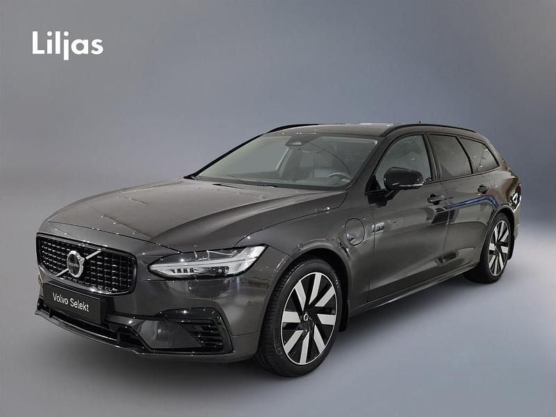 Grå Begagnad 2024 Volvo V90 Plus Kombi | 499 000 kr (Marknadspris) - Bild 1/4